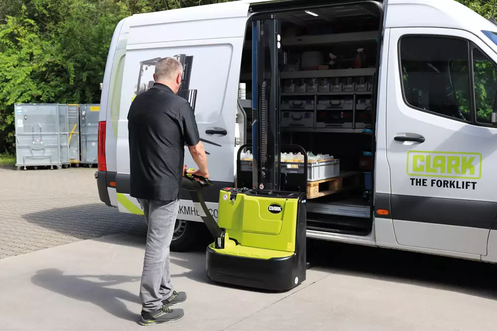 Electric Pallet Stacker 
